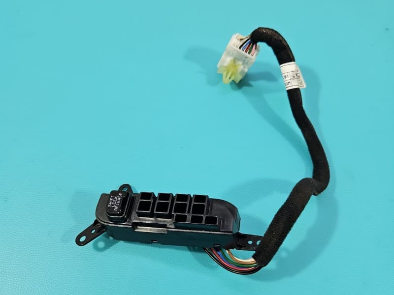Przełącznik PANEL ZMAINY BIEGÓW Kia Optima IV 15-20 84656-D4002