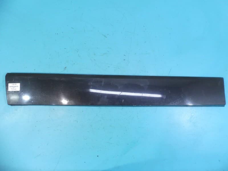 Listwa drzwi przód prawa Renault Trafic III 93453580 93867911