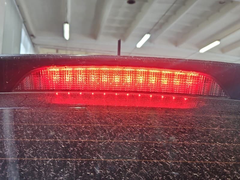 TRZECIE ŚWIATŁO STOP STOPU Peugeot 4007 HB