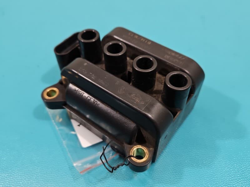 Cewka zapłonowa Renault Clio IV 12-20 1.2 16V D4FD740 77040001 8200734204 H8200734204