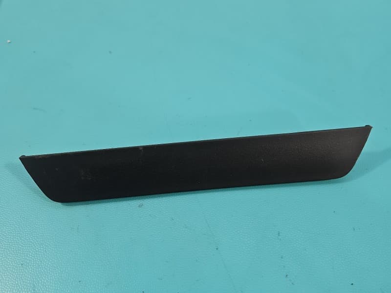 Osłona ZAŚLEPKA PLASTIK licznika i radia MG MG3 24- 11317442