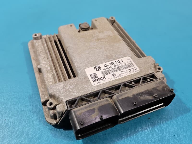 Komputer Sterownik silnika Vw Golf V 1,4 TSI 03C906032Q 0261201768