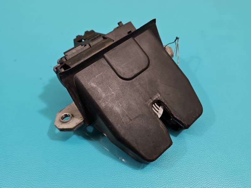 Zamek klapy tył Ford S-max I MK1 HB 4pin 8M54-R442A66-CB