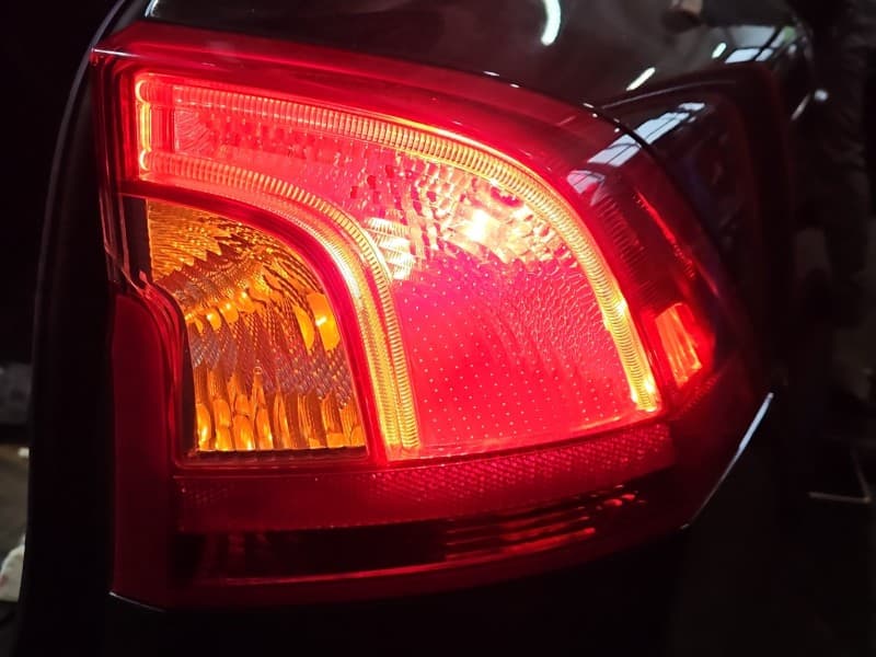 Lampa tył prawa błotnika VOLVO S60 II 10- sedan EUROPA 30796268