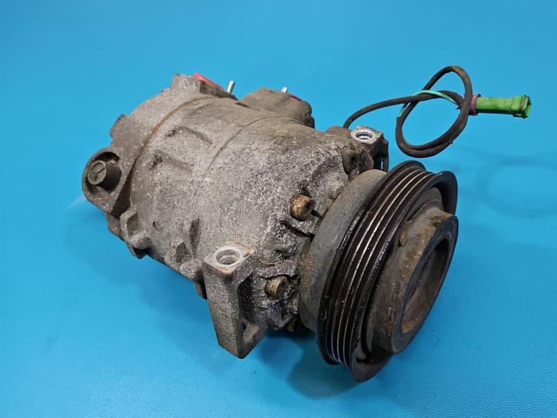 Sprężarka klimatyzacji kompresor Audi A4 B5 1,6 8V 343858 8D0260808 447200-9638