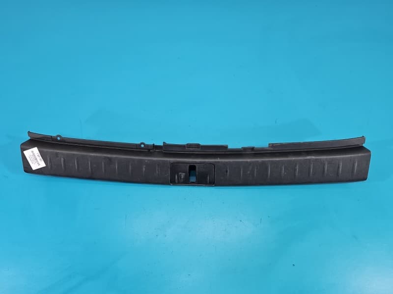 Osłona ZAŚLEPKA PLASTIK Pasa tylnego, bagażnika rysy LEXUS RX III 08-15 58387-0E020