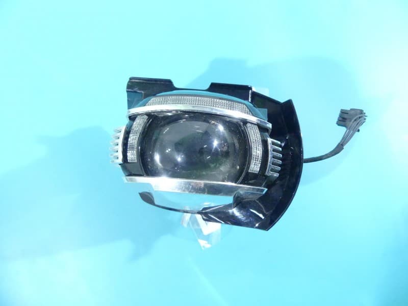 Soczewka reflektora lewego Vw Passat B8 lewa 90052323A 900523090
