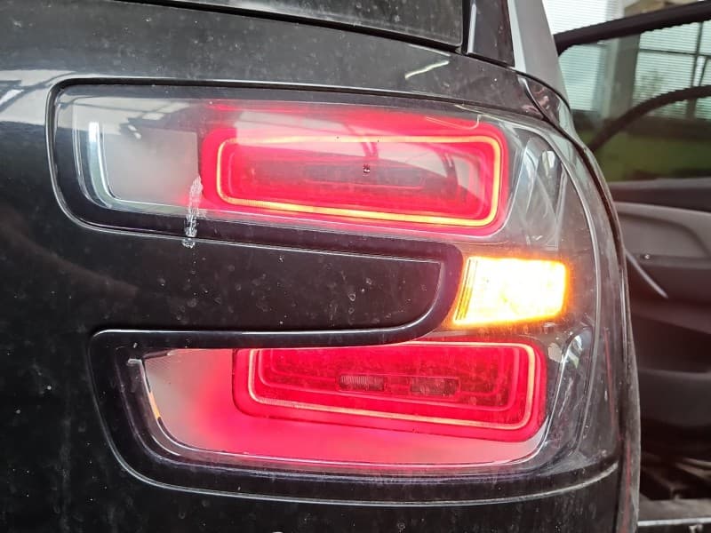 Lampa tył prawa klapy Citroen C4 Grand Picasso II 13-22 HB EUROPA 9678271380
