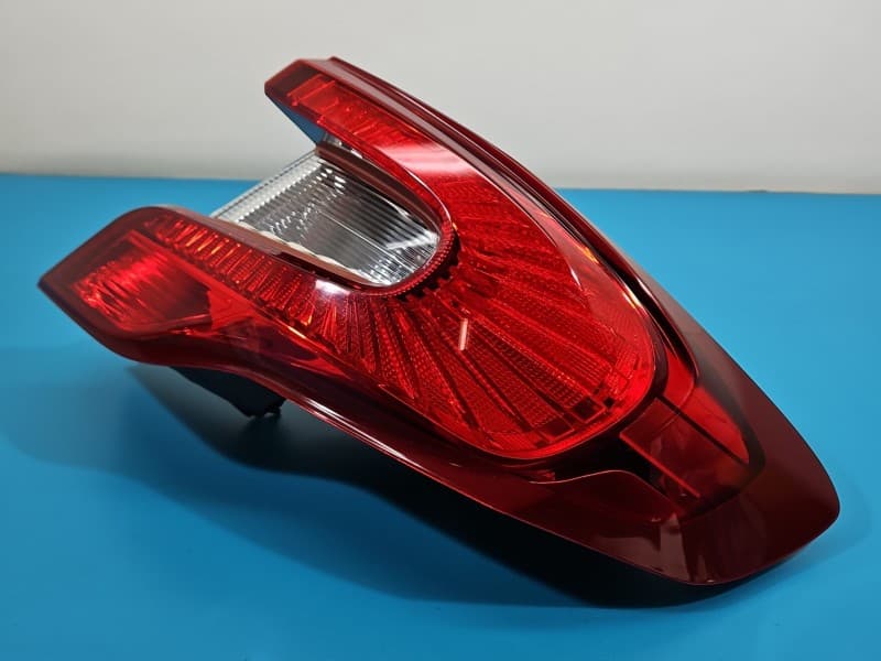 Lampa tył prawa błotnika Fiat Tipo II 15- sedan EUROPA 519844870
