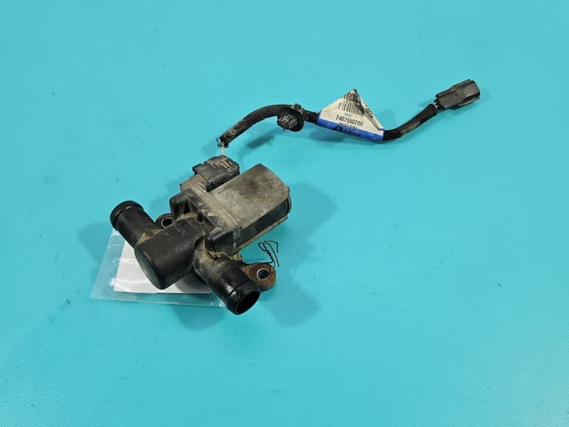 Zawór wody Renault Megane IV elektrozawór 1,5 dci 212309316R