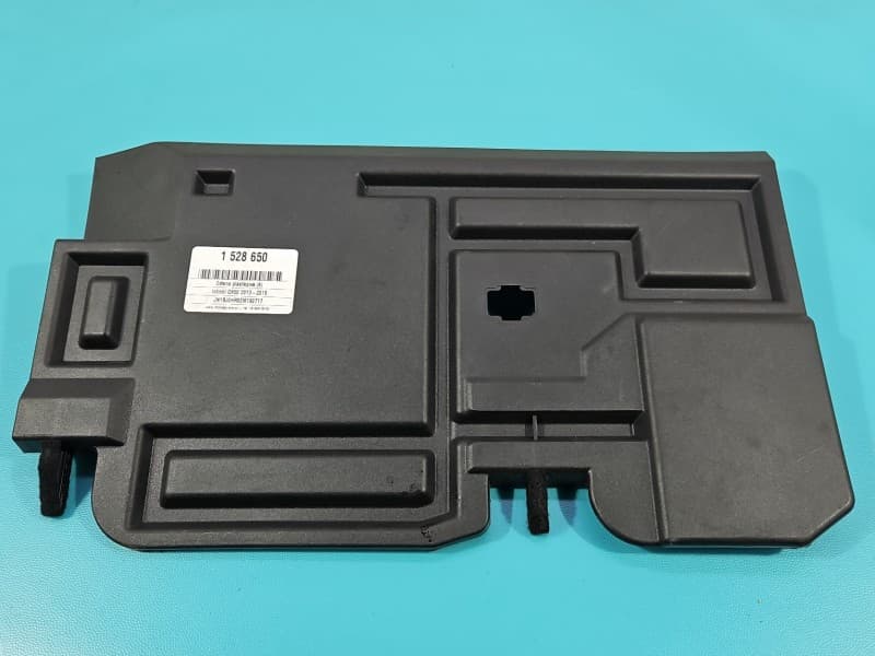 Osłona ZAŚLEPKA PLASTIK DESKI ROZDZIELCZEJ PRAWA INFINITI QX50 68920-JK600