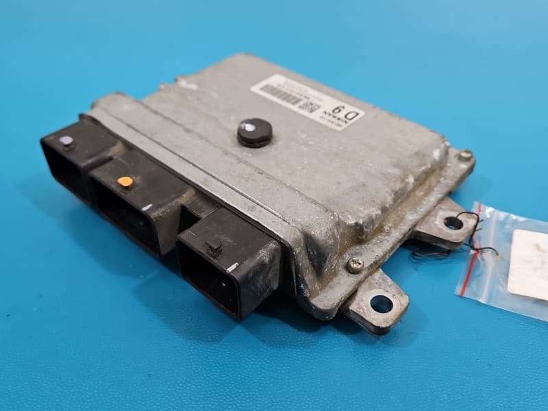 Komputer Sterownik silnika Nissan Qashqai I J10 06-13 1,6 16V KR16 MEC932-110