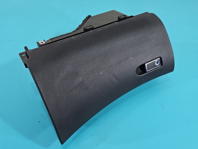Schowek pasażera Mercedes W213 EUROPA A2136800591