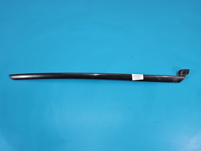 Listwa szyby czołowej prawa przedniej Citroen C4 I 96563473XC