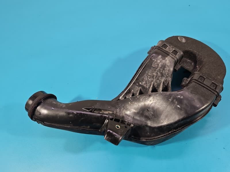 RURA OBUDOWA Rezonator Toyota Auris II 1,6 16V 17751-0Y060