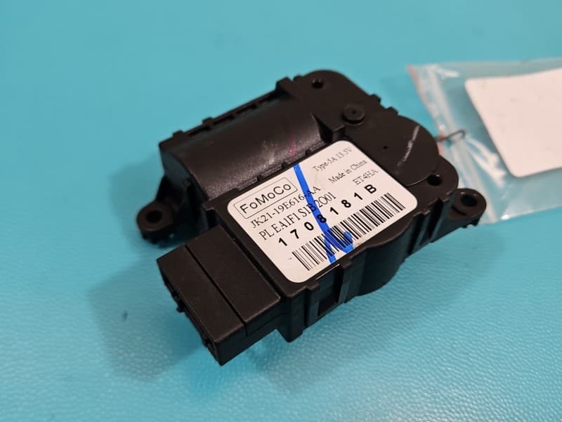 Silniczek nawiewu NAGRZEWNICY Ford Transit Custom JK21-19E616-AA EUROPA