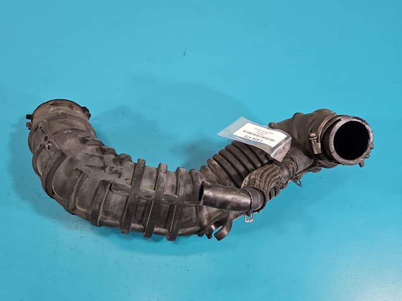 Rura Hyundai I40 1,7 crdi 28130-3Z300 28138-3Z300 przewód dolot