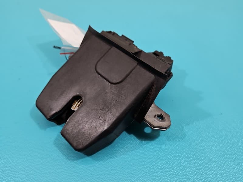 Zamek klapy tył Ford S-max I MK1 HB 4pin 8M51-R442A66-CB