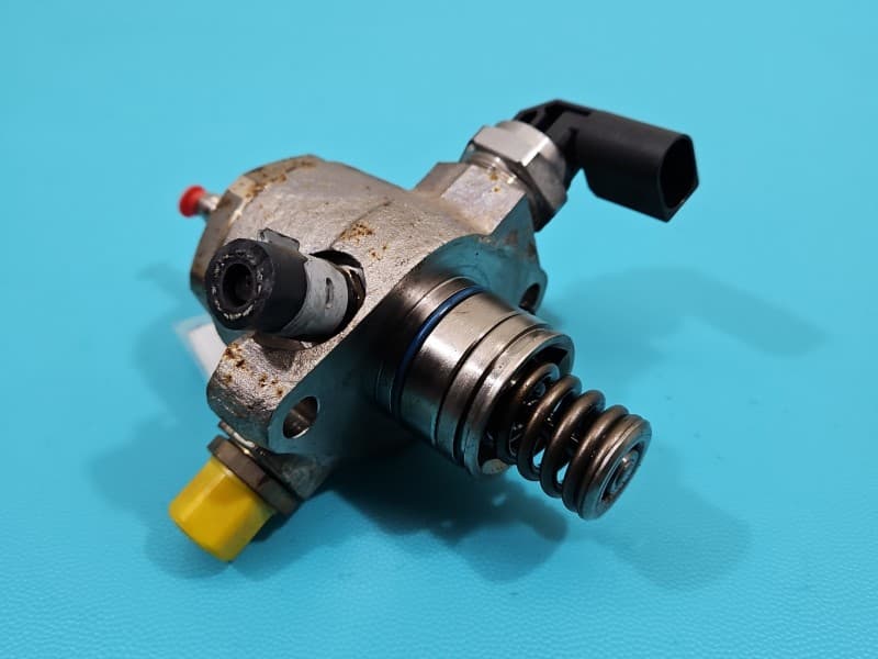 pompka Pompa paliwa AUDI Q5 8R 08- 2,0 TFSI 280213172844 06L127025H