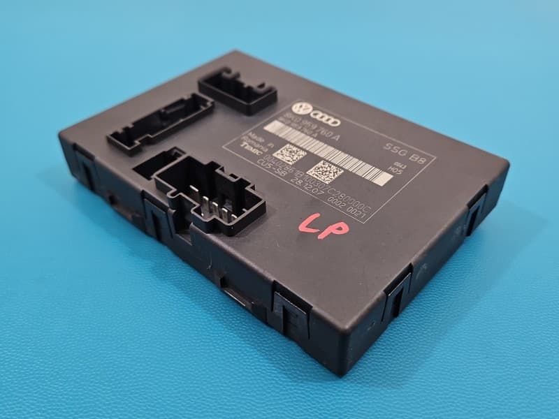 Sterownik moduł FOTELA LEWY PRZÓD AUDI A4 B8 8K0959760A