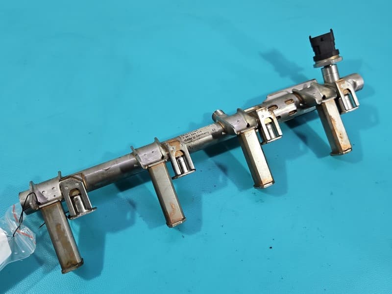 Listwa wtryskowa CZUJNIKI Volvo V40 II 12- 1,6 T3 B4164 CJ5G-9H487-BA 0261545039