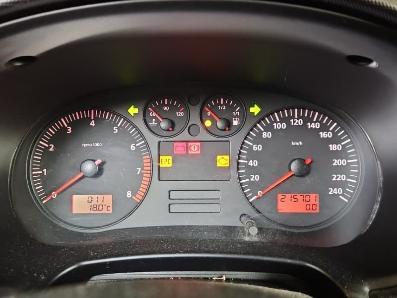 Licznik Seat Leon I Toledo II 1,6 16V 1M0920802A EUROPA
