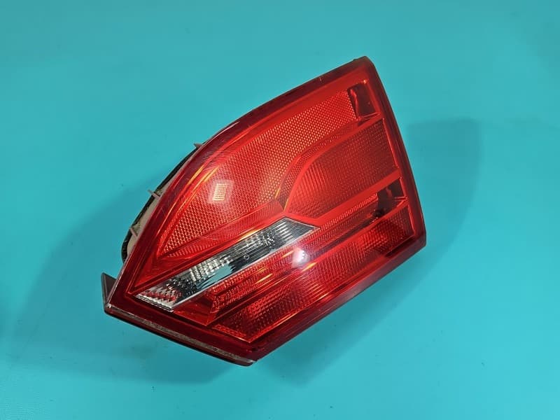 Lampa tył prawa klapy Vw Jetta VI sedan EUROPA