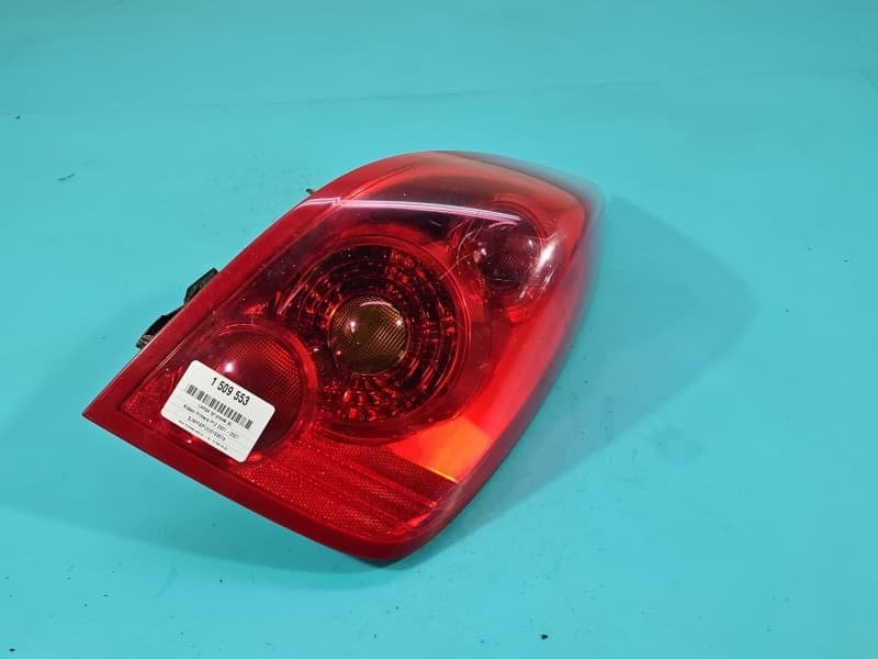 Lampa tył prawa błotnika Nissan Primera P12 HB EUROPA