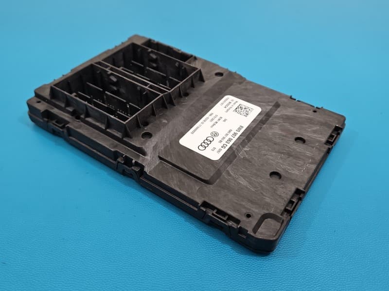Sterownik moduł komfortu AUDI Q7 II 4M 8W0907063CG
