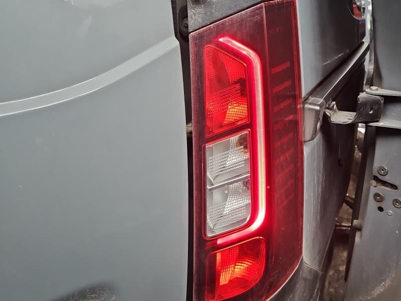 Lampa tył prawa błotnika Renault Express HB EUROPA 265504482R