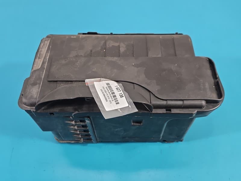 Obudowa akumulatora podstawa INFINITI QX30 H15 16-19 2,0 T A2465410205