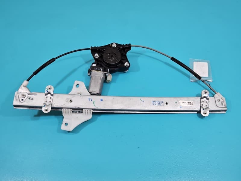 Podnośnik przód lewy SZYBY WINDA 8F06307 F00S1W2025 HYUNDAI I10 II 13-19 2 PIN 5d HB