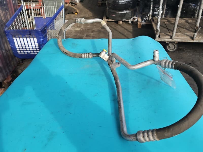 Przewód klimatyzacji rurka Mercedes W245 1,7 wiel