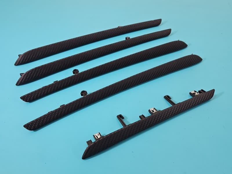 Listwa dekor deski Renault Megane IV 156143161 156143162 684121494R