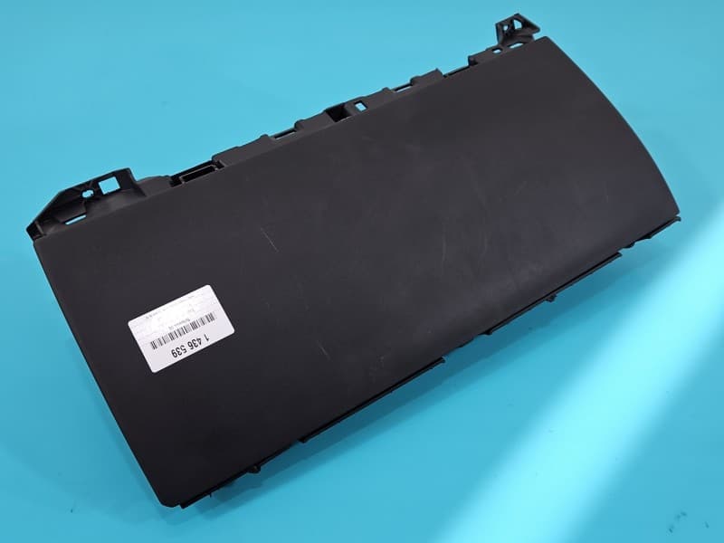 Schowek pasażera Tesla Model 3 17- EUROPA 1083340-00-H
