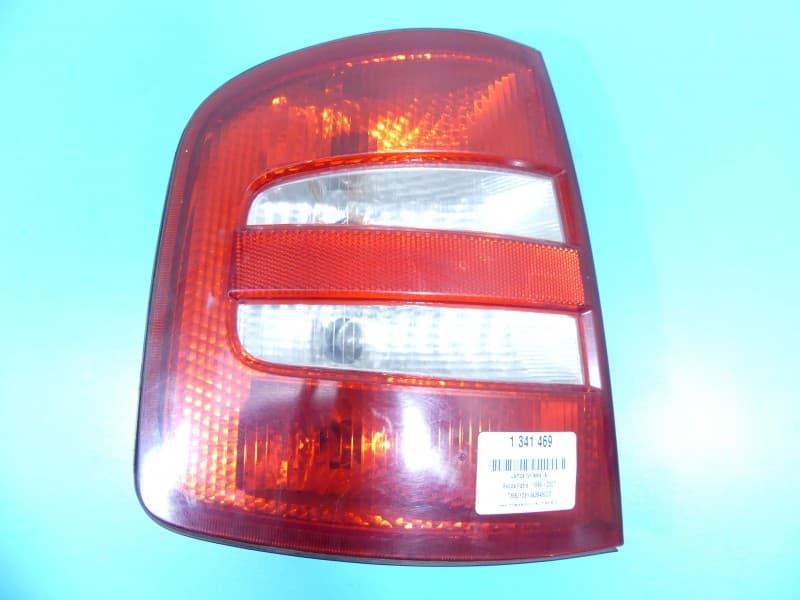 Lampa tył lewa błotnika Skoda Fabia I kombi EUROPA YU3X-13405-AA 6Y9945095