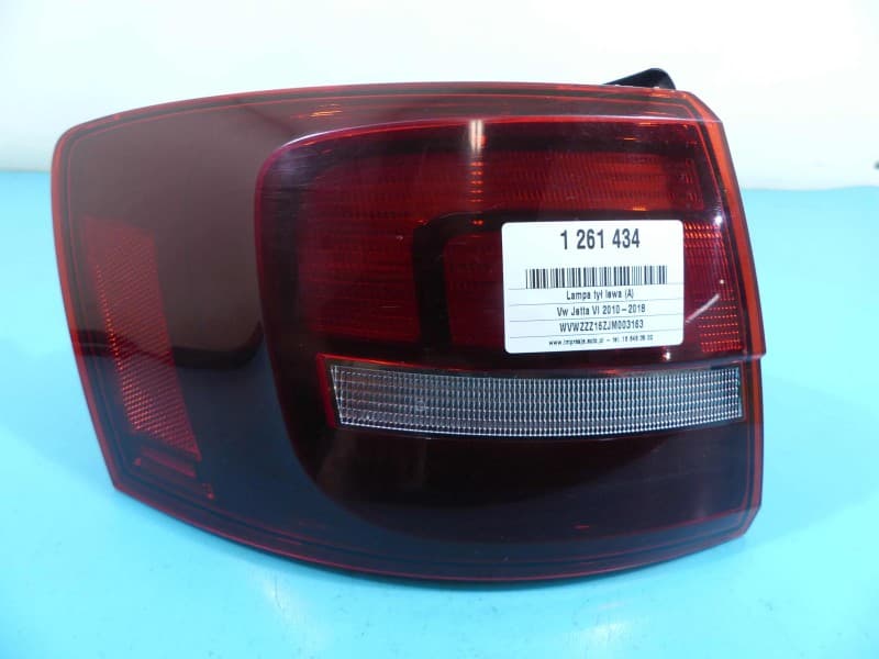 Lampa tył lewa błotnika Vw Jetta VI sedan EUROPA 5C6945095