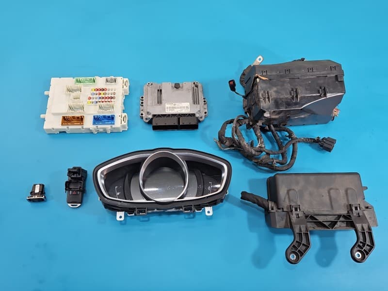 Komputer Sterownik silnika Volvo V40 II 12- 1,6 T3 B4164 0261S07523 31312578