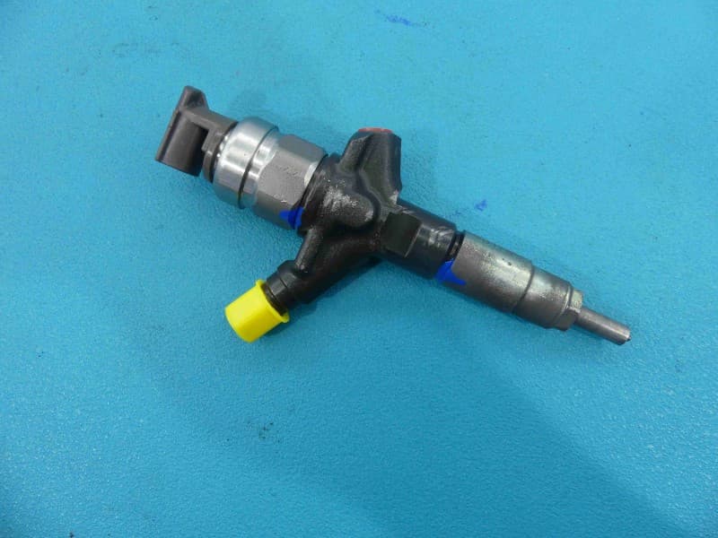 TESTOWANY Wtryskiwacz 16613AA020 05M00025 Subaru Legacy outback III 2,0 D boxer 150KM
