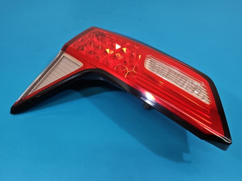 Lampa tył lewa klapy Honda HR-V II 13-18 HB EUROPA