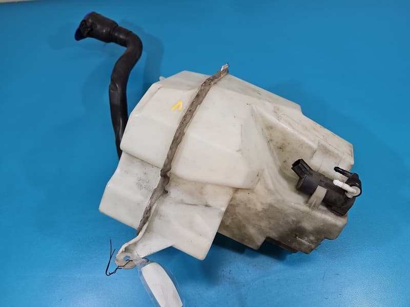 Zbiornik Zbiorniczek płynu spryskiwacza VOLVO V70 III 30784233