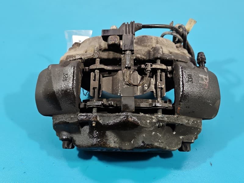 Zacisk przód prawy Mercedes W211 3,5 V6 272964