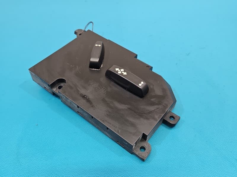 Przełącznik Regulacji fotela przód Volvo XC60 I 08- 30669109