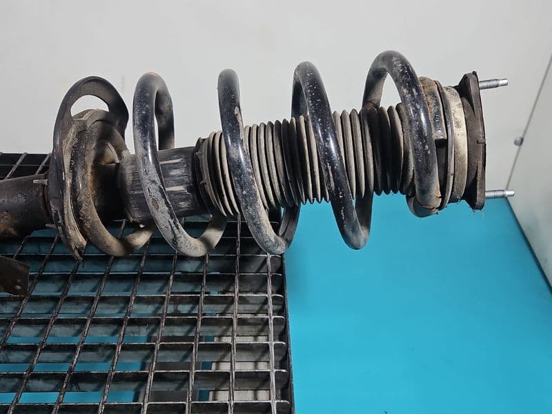Sprężyna przód przednia Ford Transit MK8 13-17 2,2 tdci