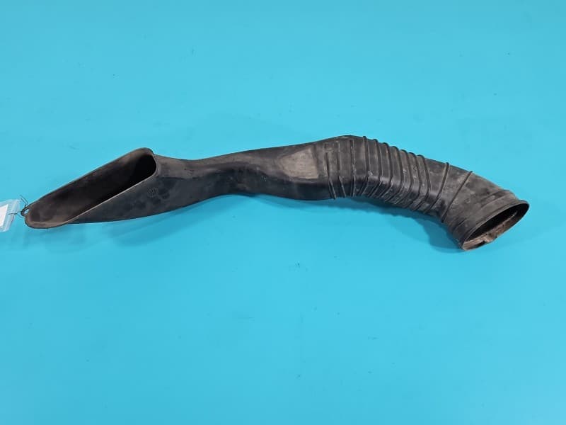 KIEROWNICA Wlot powietrza Opel Insignia A 1,6 T 95068PS