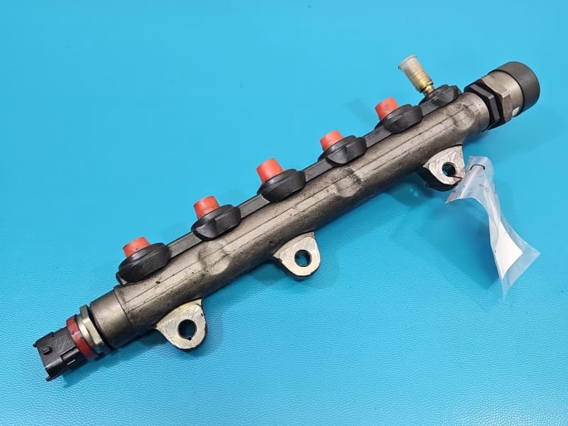 Listwa wtryskowa CZUJNIKI Renault Laguna III 2,0 dci 0445214155 0281002800 0281002840