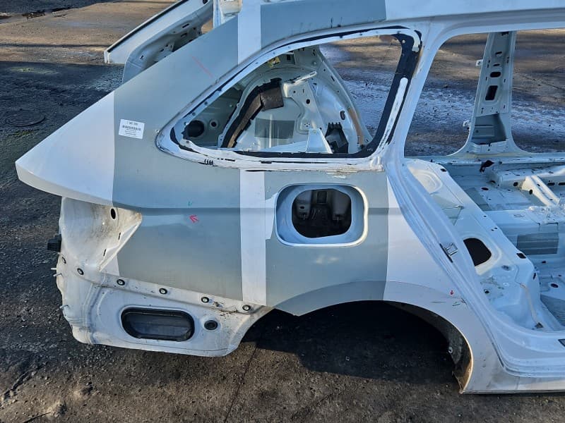 Błotnik tył prawy ćwiartka Skoda Octavia IV LF9E kombi