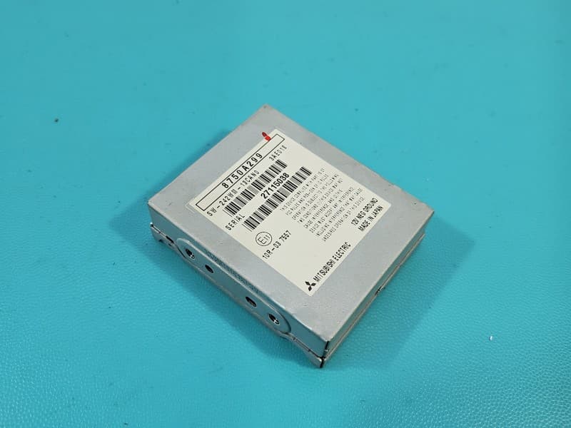 Sterownik moduł Mitsubishi Outlander III 12-22 8750A299
