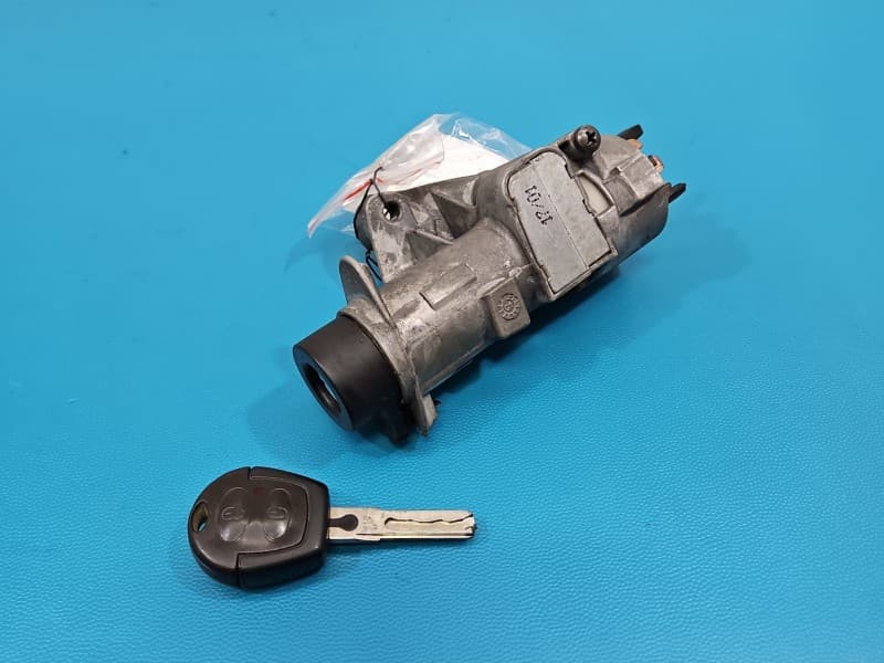 Stacyjka KLUCZYK WKŁADKA Seat Leon I Toledo II 4B0905851C