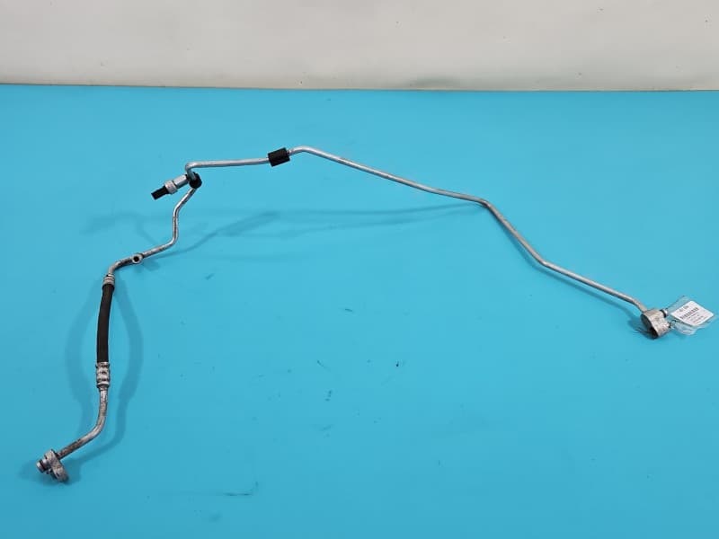 Przewód klimatyzacji rurka Audi Q3 8U 11-16 2,0 tdi CFGC 8U0820741D 564681336